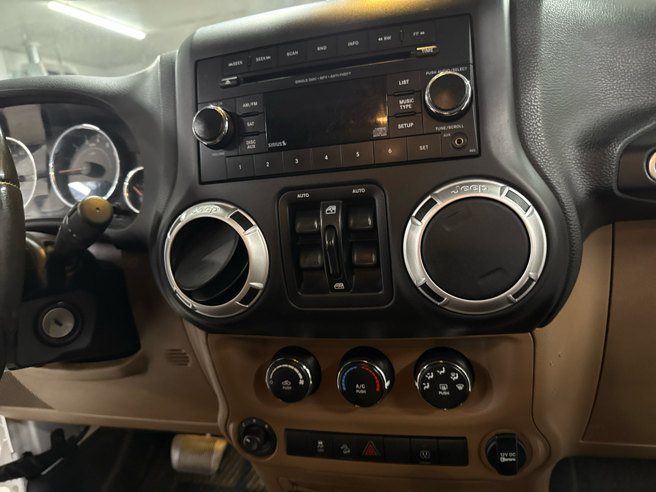 Jeep Wrangler Unlimited Rubicon 4WD 2015