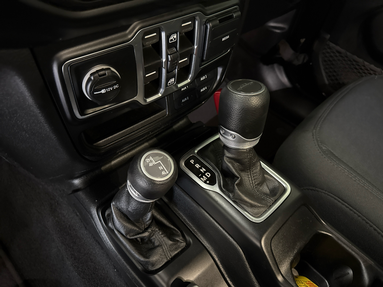 Jeep Gladiator  2021