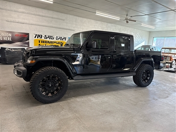 2021 Jeep Gladiator 