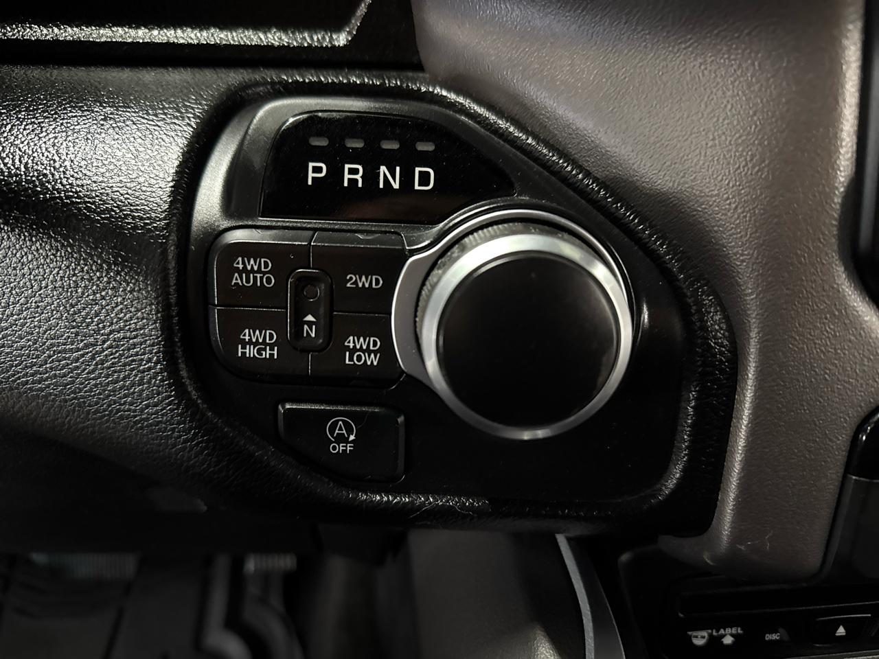 RAM 1500 Big Horn Crew Cab 4WD 2019 RAM 1500 Big Horn Crew Cab 4WD 2019