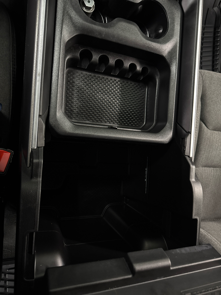 RAM 1500 Big Horn Crew Cab 4WD 2019 RAM 1500 Big Horn Crew Cab 4WD 2019