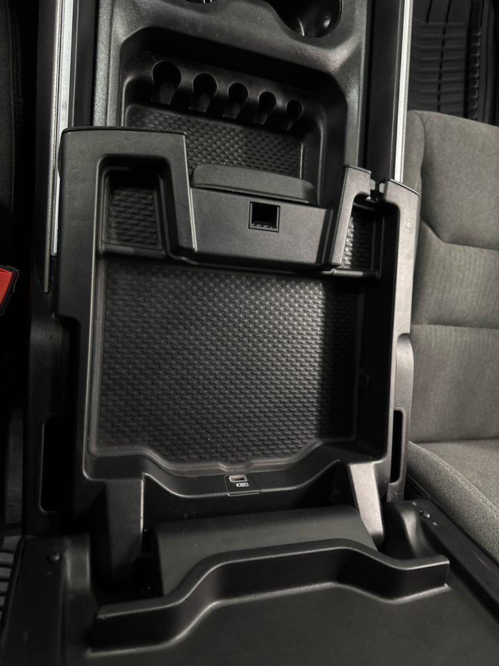 RAM 1500 Big Horn Crew Cab 4WD 2019 RAM 1500 Big Horn Crew Cab 4WD 2019