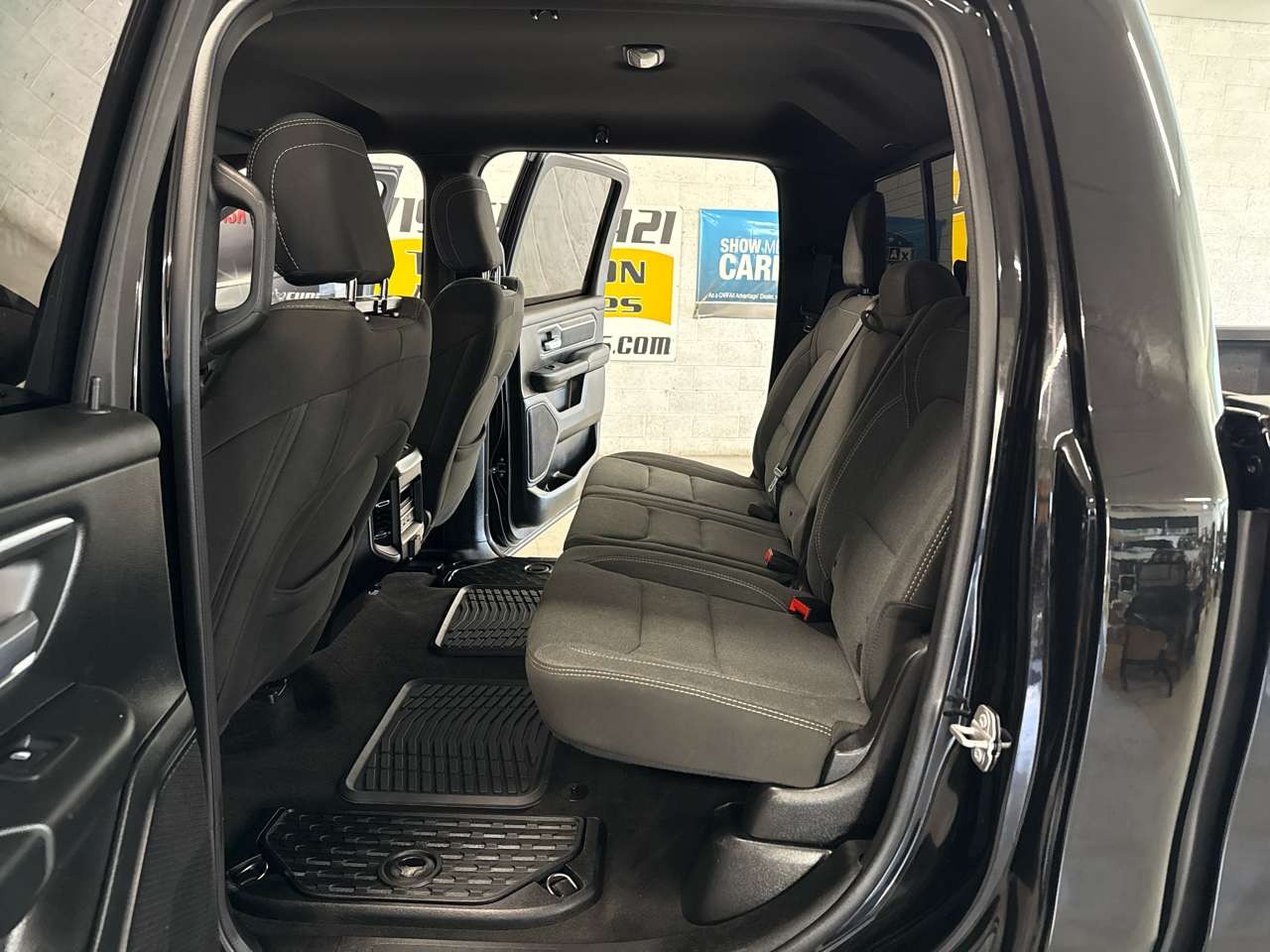 RAM 1500 Big Horn Crew Cab 4WD 2019 RAM 1500 Big Horn Crew Cab 4WD 2019