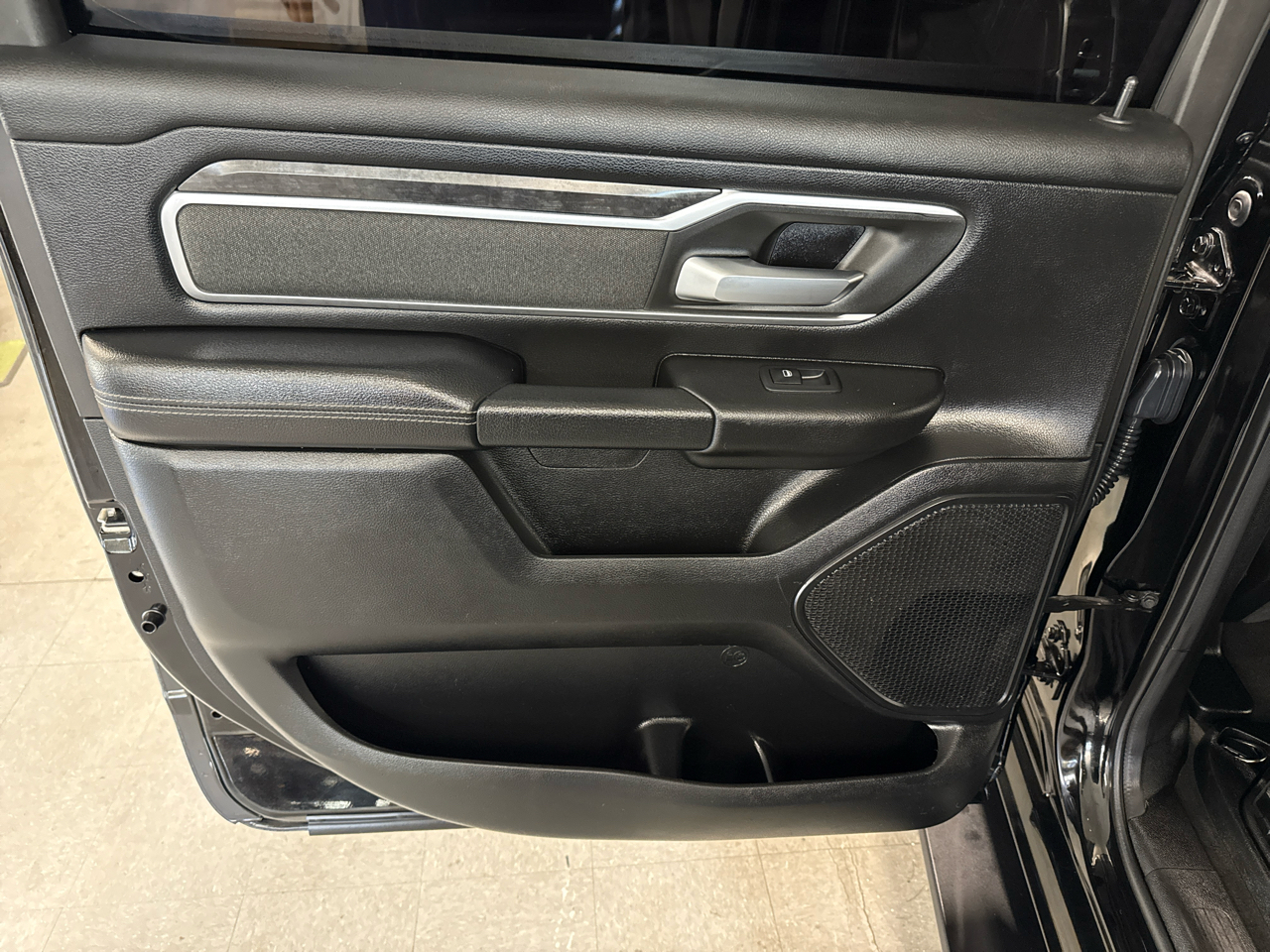 RAM 1500 Big Horn Crew Cab 4WD 2019 RAM 1500 Big Horn Crew Cab 4WD 2019