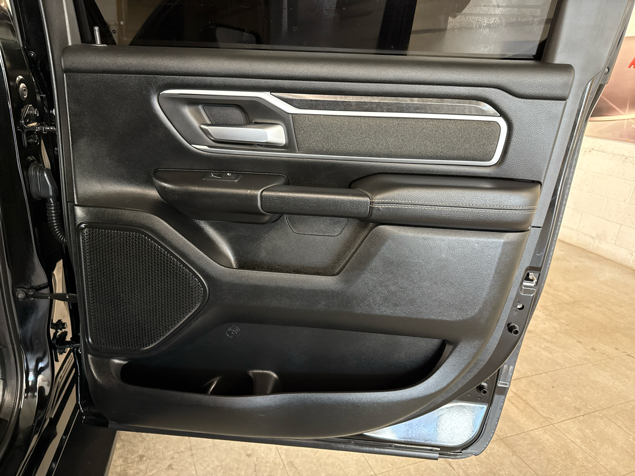 RAM 1500 Big Horn Crew Cab 4WD 2019 RAM 1500 Big Horn Crew Cab 4WD 2019