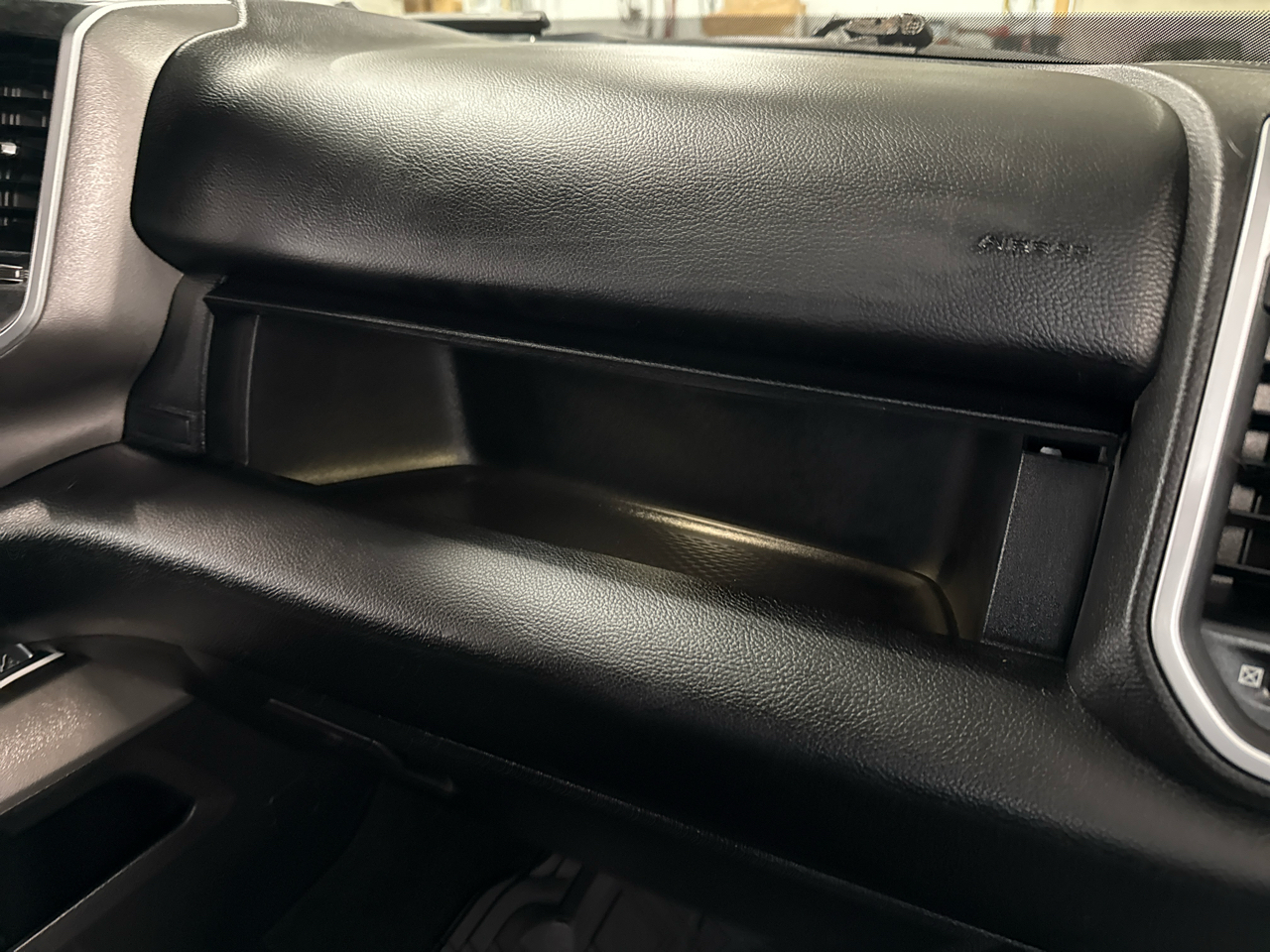 RAM 1500 Big Horn Crew Cab 4WD 2019 RAM 1500 Big Horn Crew Cab 4WD 2019