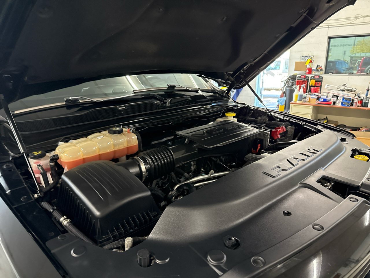 RAM 1500 Big Horn Crew Cab 4WD 2019 RAM 1500 Big Horn Crew Cab 4WD 2019