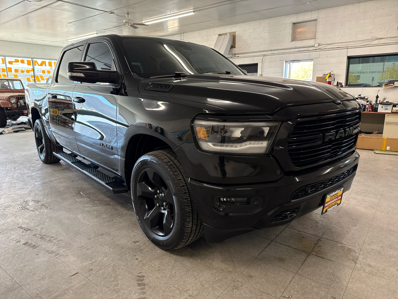 RAM 1500 Big Horn Crew Cab 4WD 2019 RAM 1500 Big Horn Crew Cab 4WD 2019
