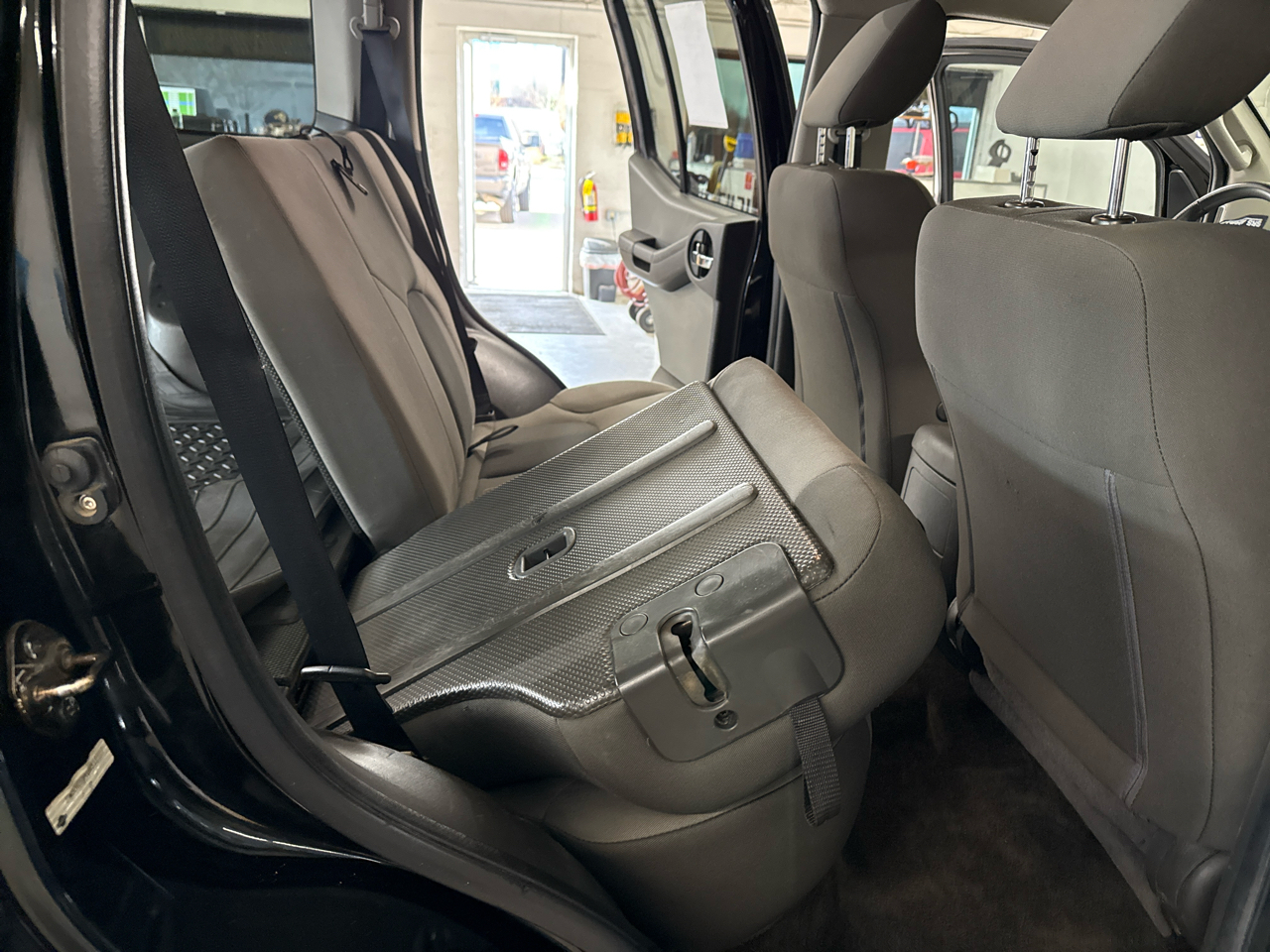 Nissan Xterra S 4WD 2013