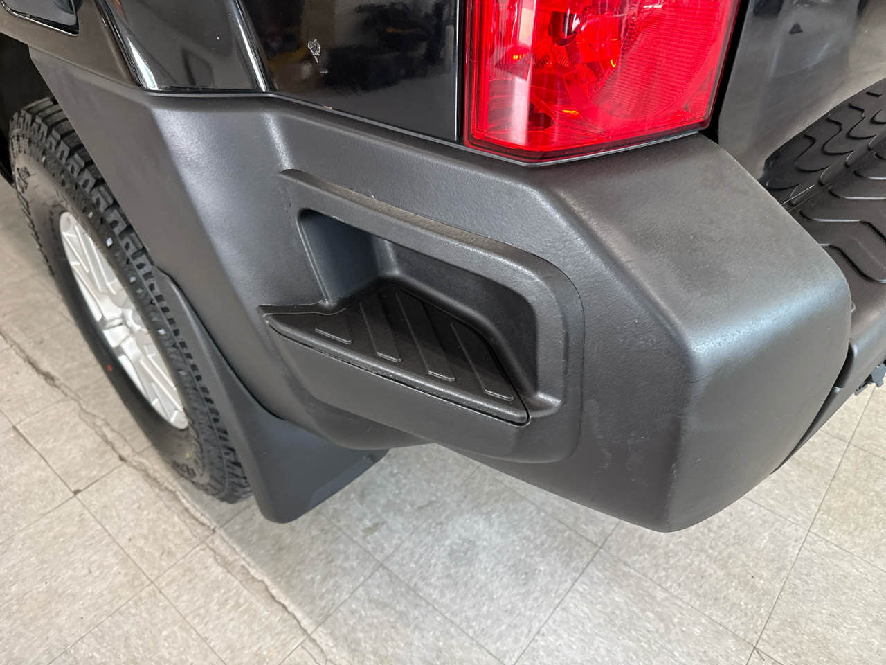 Nissan Xterra S 4WD 2013