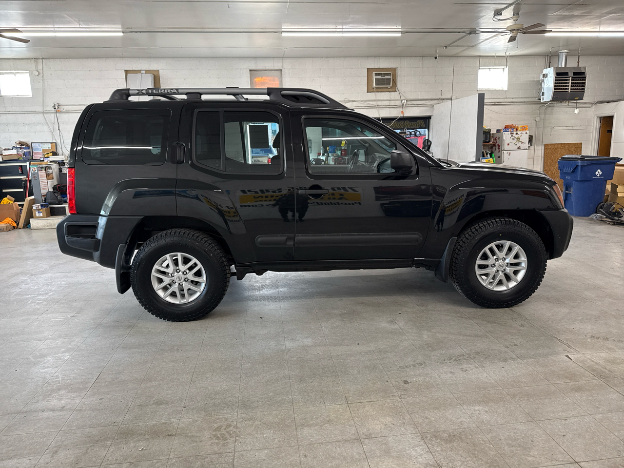 Nissan Xterra S 4WD 2013