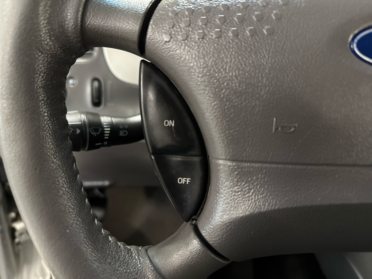 Ford Explorer Sport Trac XLT 4WD 2002