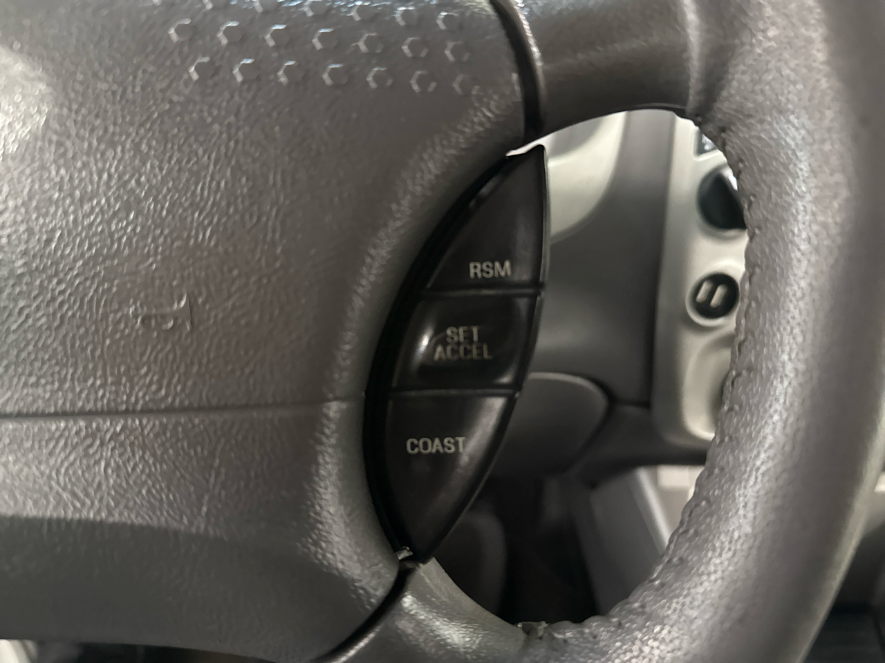 Ford Explorer Sport Trac XLT 4WD 2002