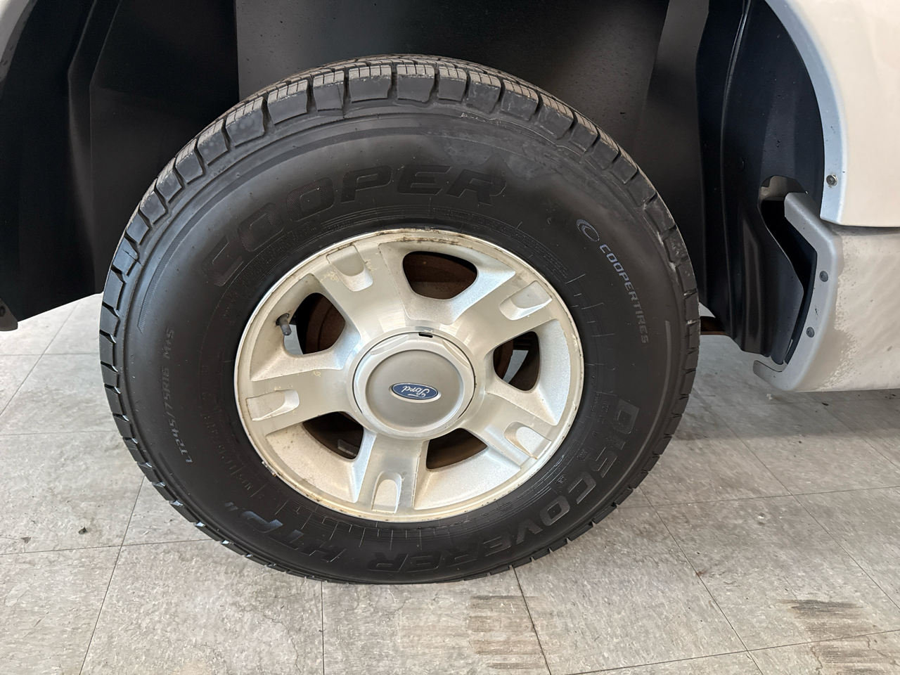 Ford Explorer Sport Trac XLT 4WD 2002