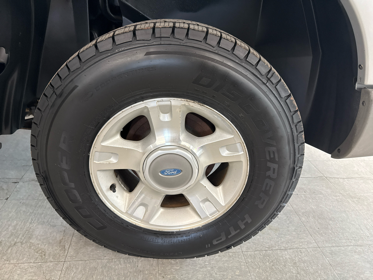 Ford Explorer Sport Trac XLT 4WD 2002