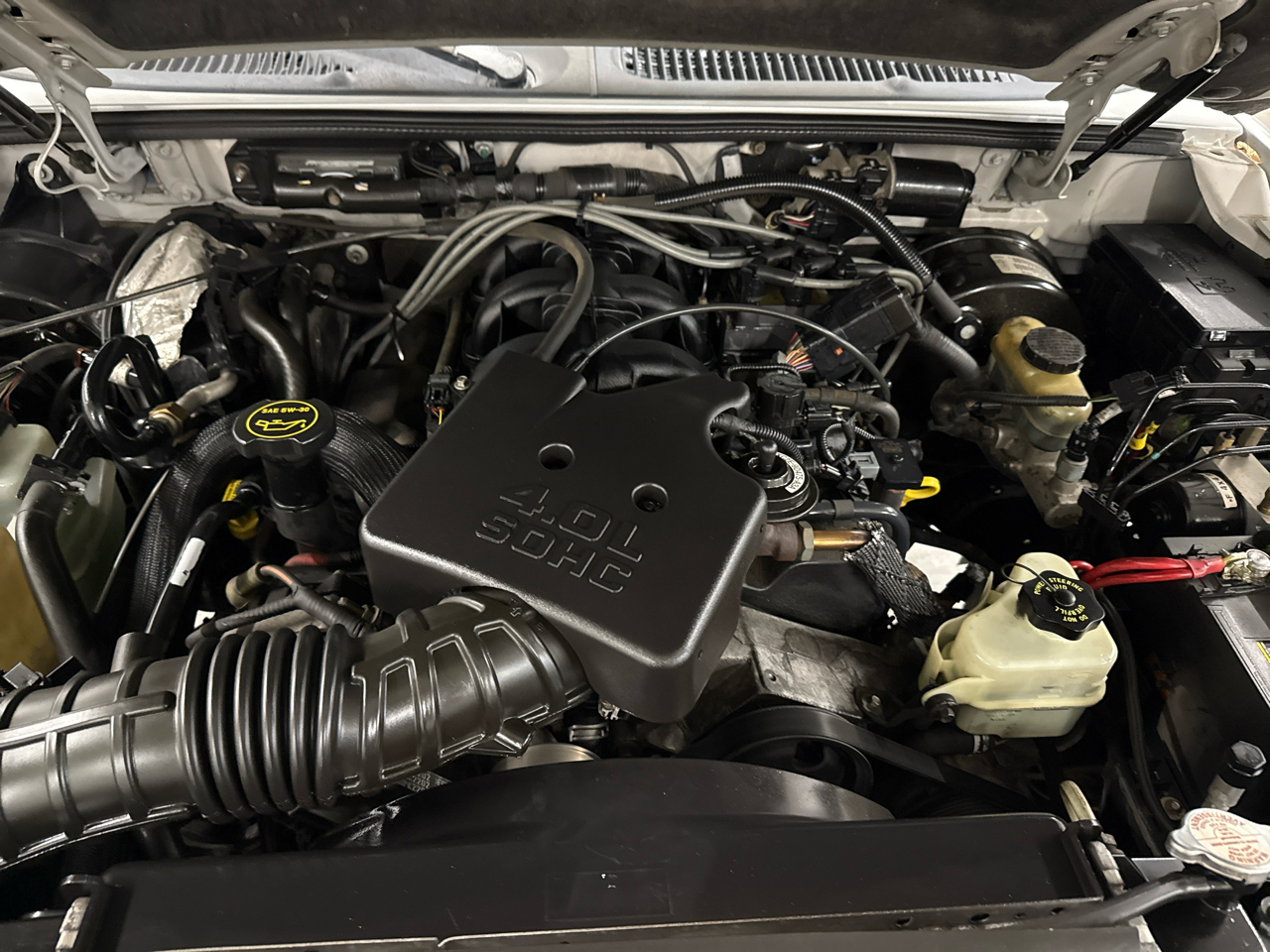 Ford Explorer Sport Trac XLT 4WD 2002