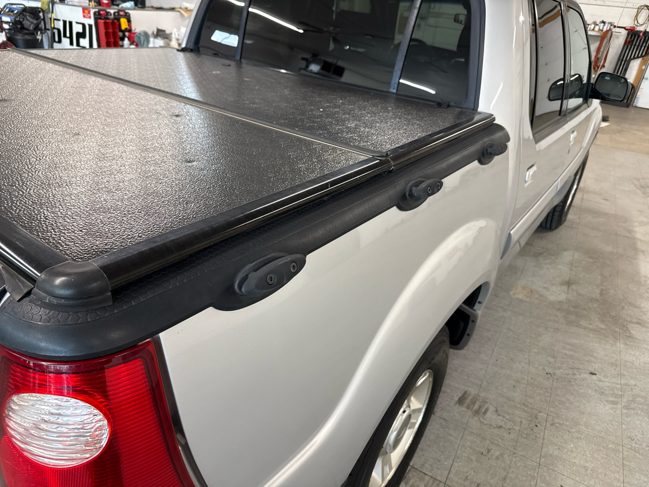 Ford Explorer Sport Trac XLT 4WD 2002