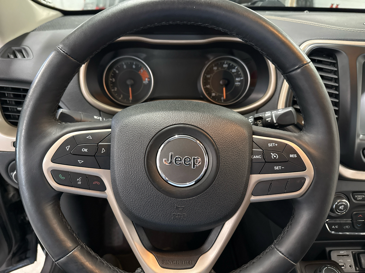 Jeep Cherokee Limited 4WD 2017