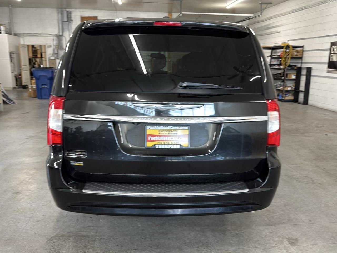 Chrysler Town & Country Touring-L 2016