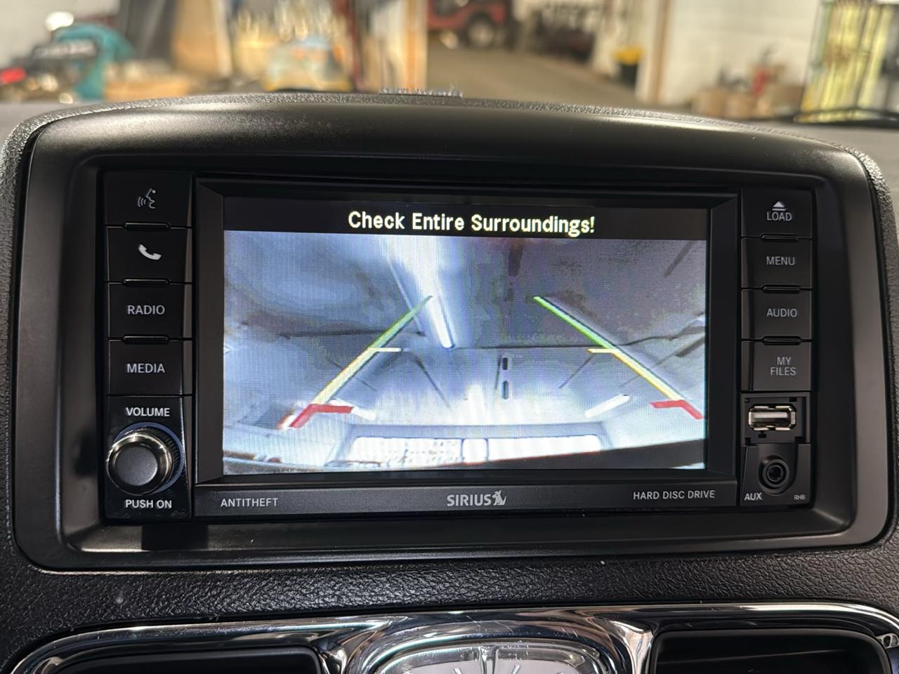 Chrysler Town & Country Touring-L 2016