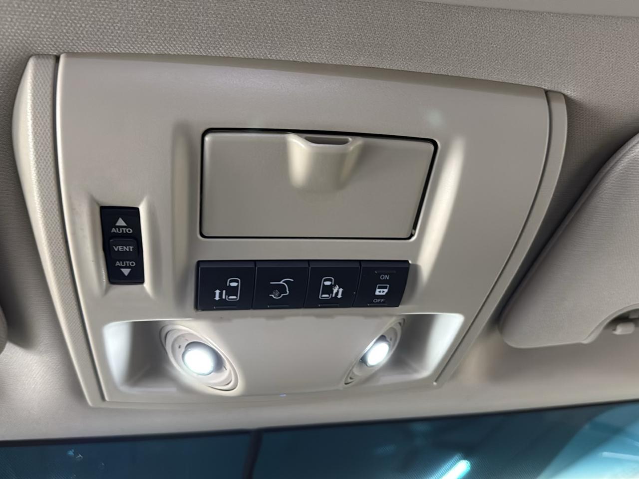 Chrysler Town & Country Touring-L 2016
