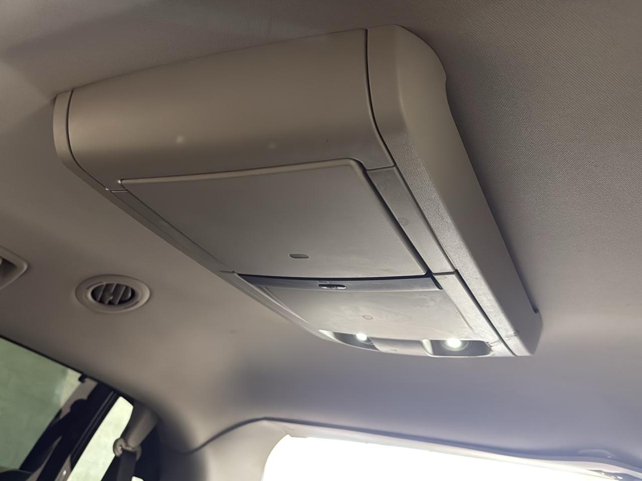 Chrysler Town & Country Touring-L 2016