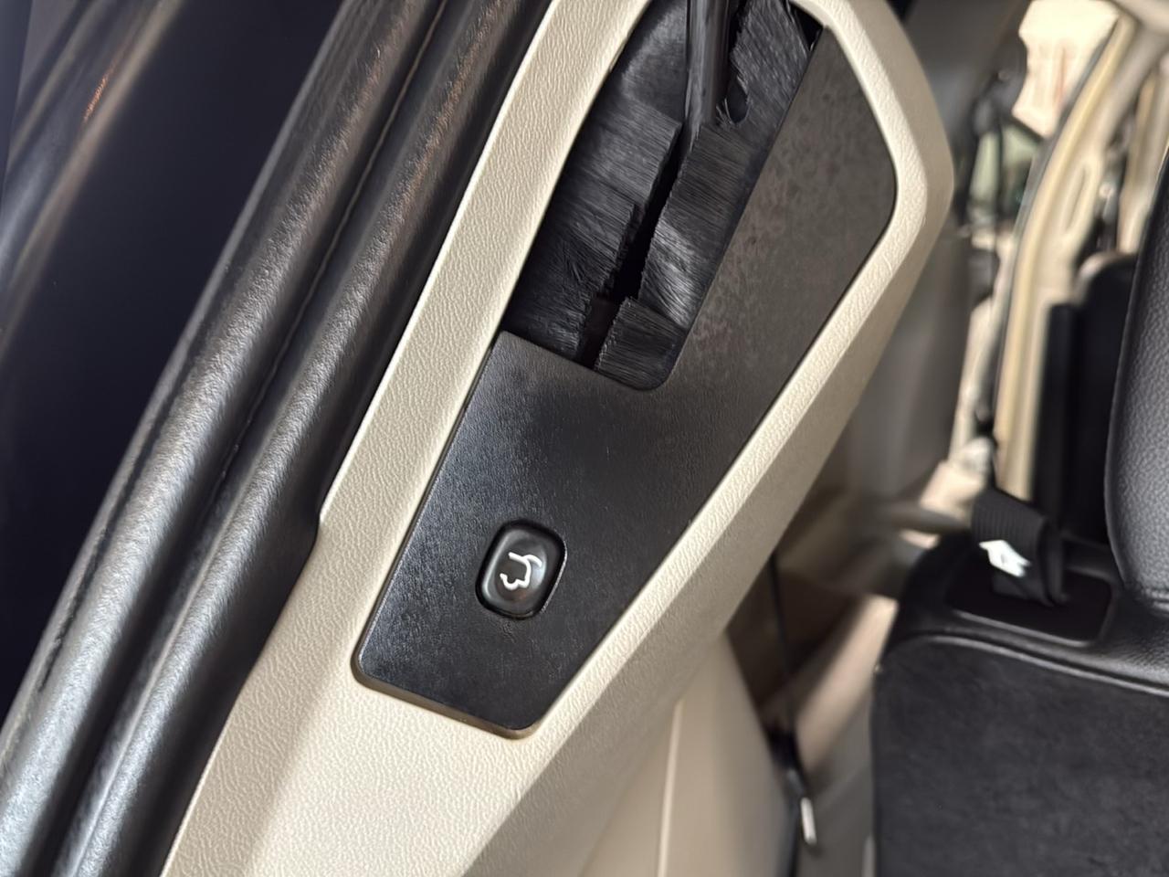 Chrysler Town & Country Touring-L 2016
