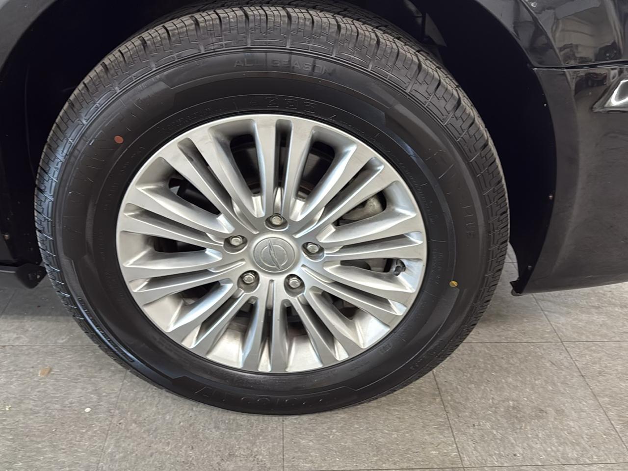 Chrysler Town & Country Touring-L 2016