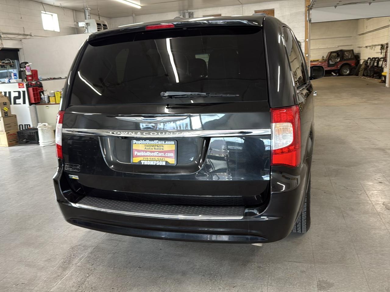 Chrysler Town & Country Touring-L 2016