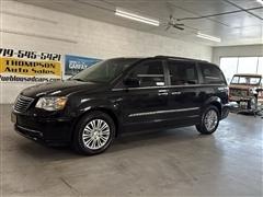 2016 Chrysler Town & Country 