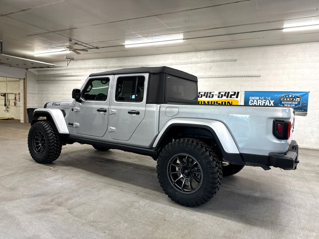 Jeep Gladiator Willys 4x4 2022