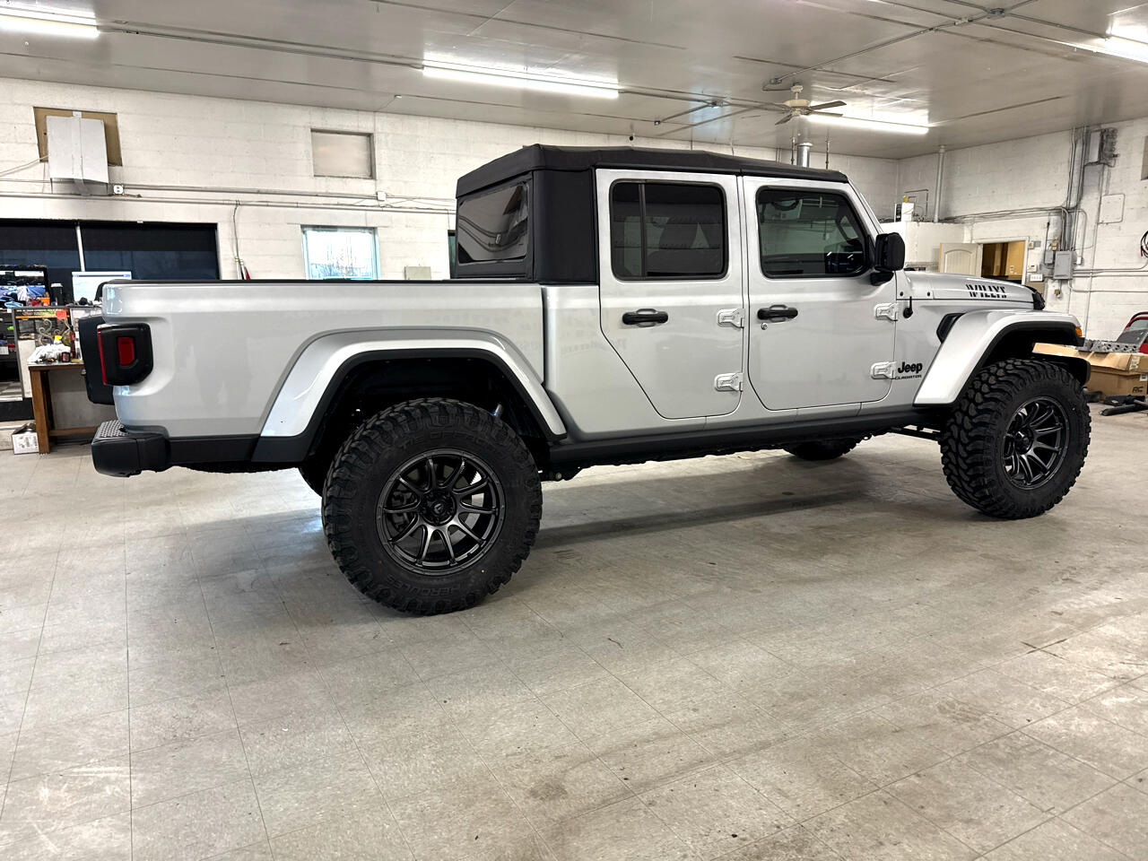 Jeep Gladiator Willys 4x4 2022