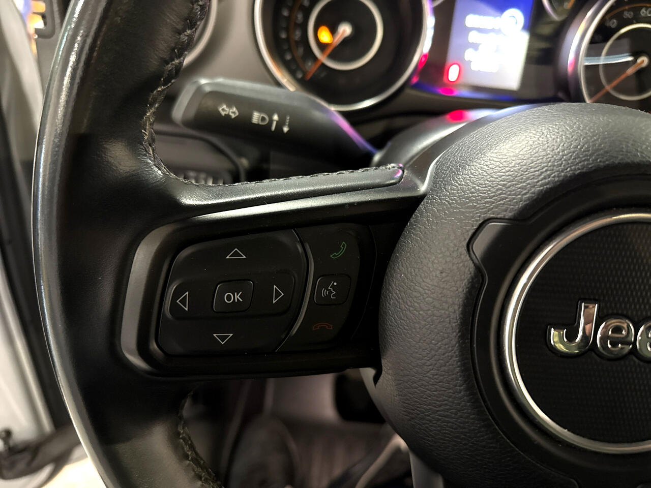 Jeep Gladiator Willys 4x4 2022