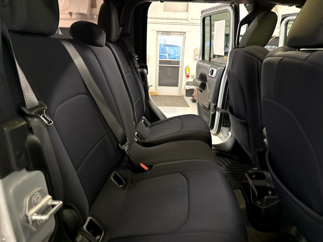 Jeep Gladiator Willys 4x4 2022