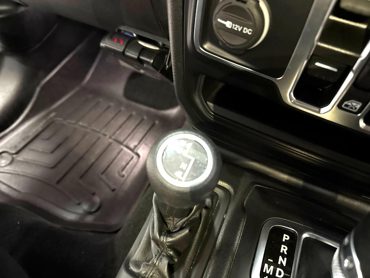 Jeep Gladiator Willys 4x4 2022