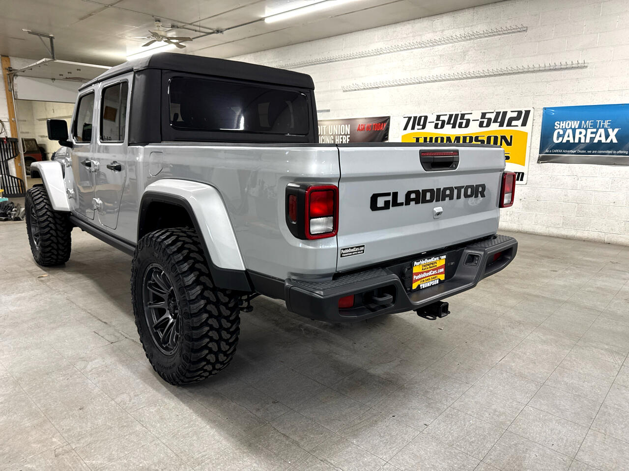 Jeep Gladiator Willys 4x4 2022