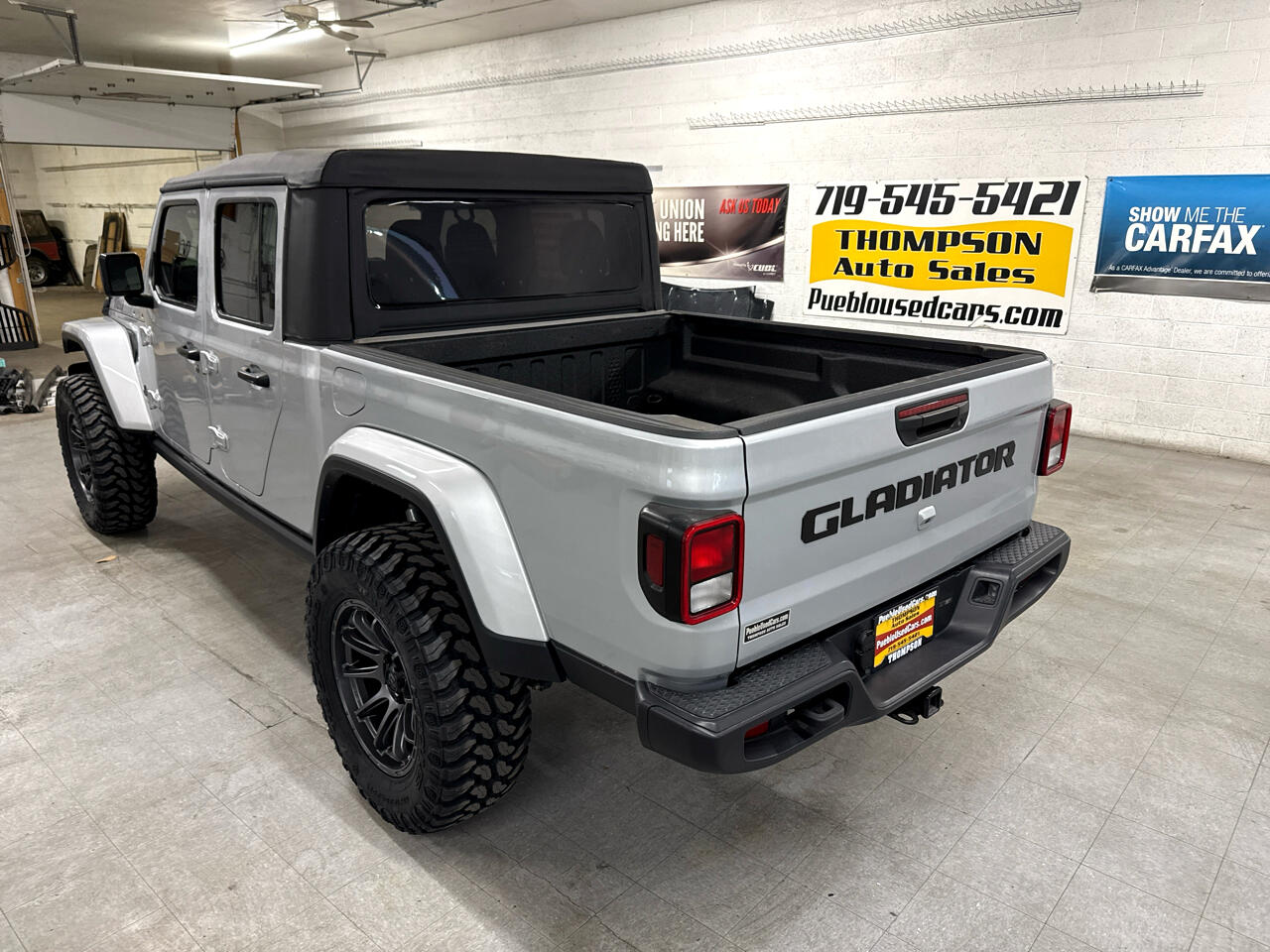 Jeep Gladiator Willys 4x4 2022