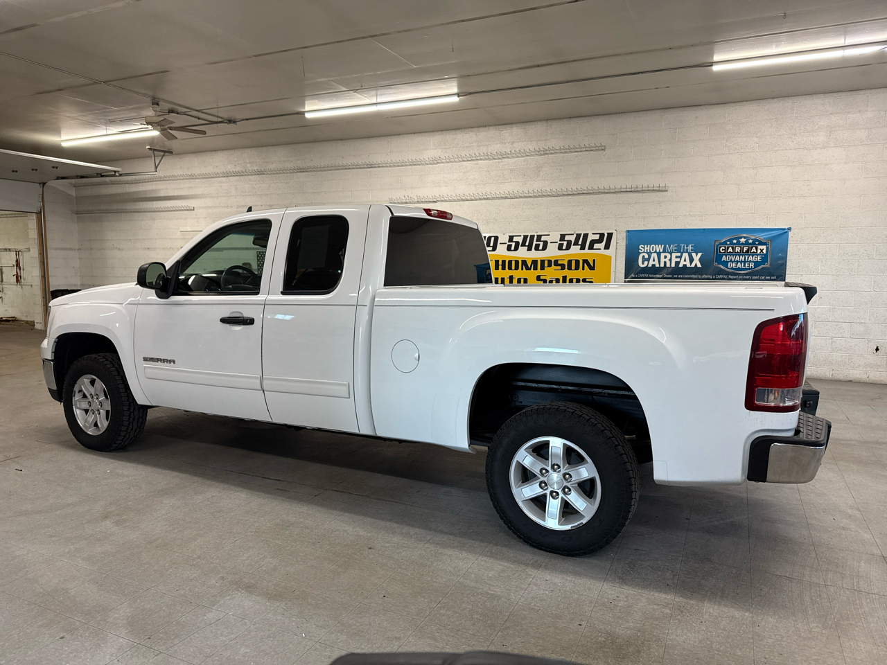 GMC Sierra 1500 SLE Ext. Cab 2WD 2011