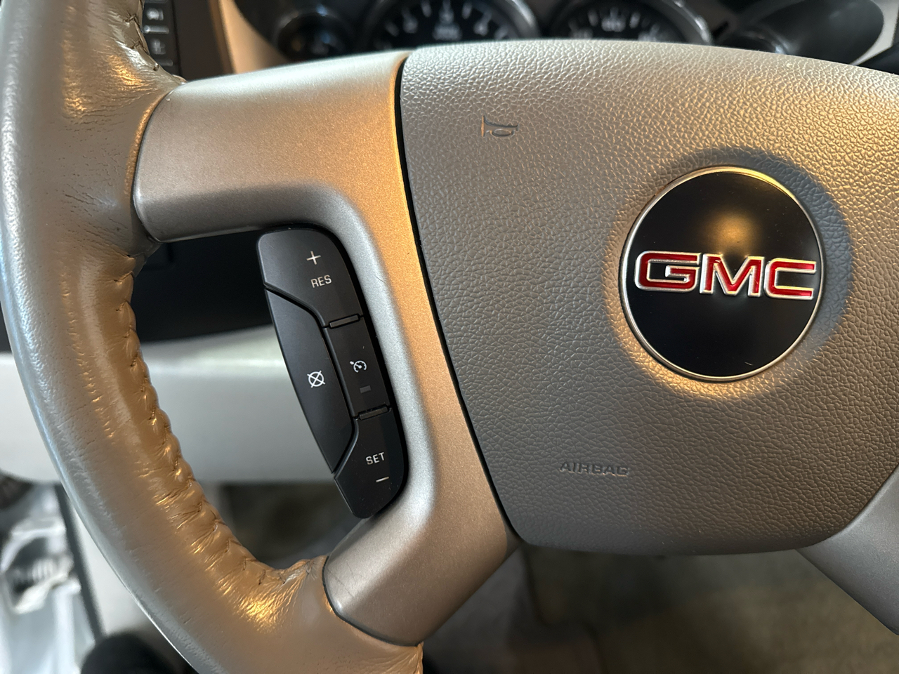 GMC Sierra 1500 SLE Ext. Cab 2WD 2011