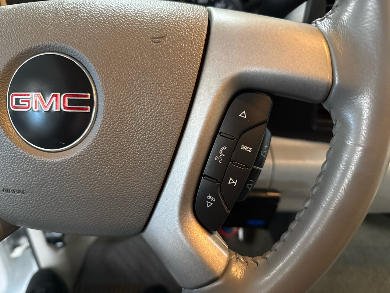 GMC Sierra 1500 SLE Ext. Cab 2WD 2011