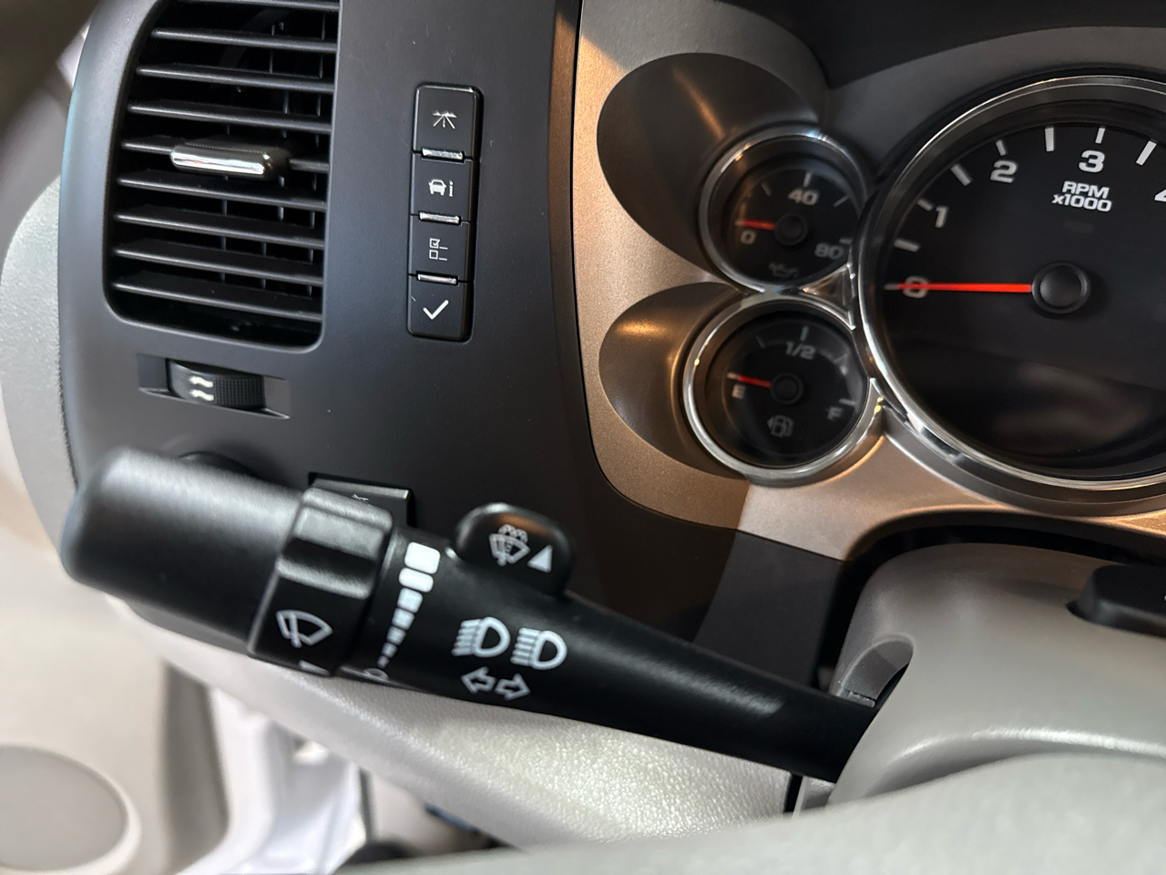 GMC Sierra 1500 SLE Ext. Cab 2WD 2011