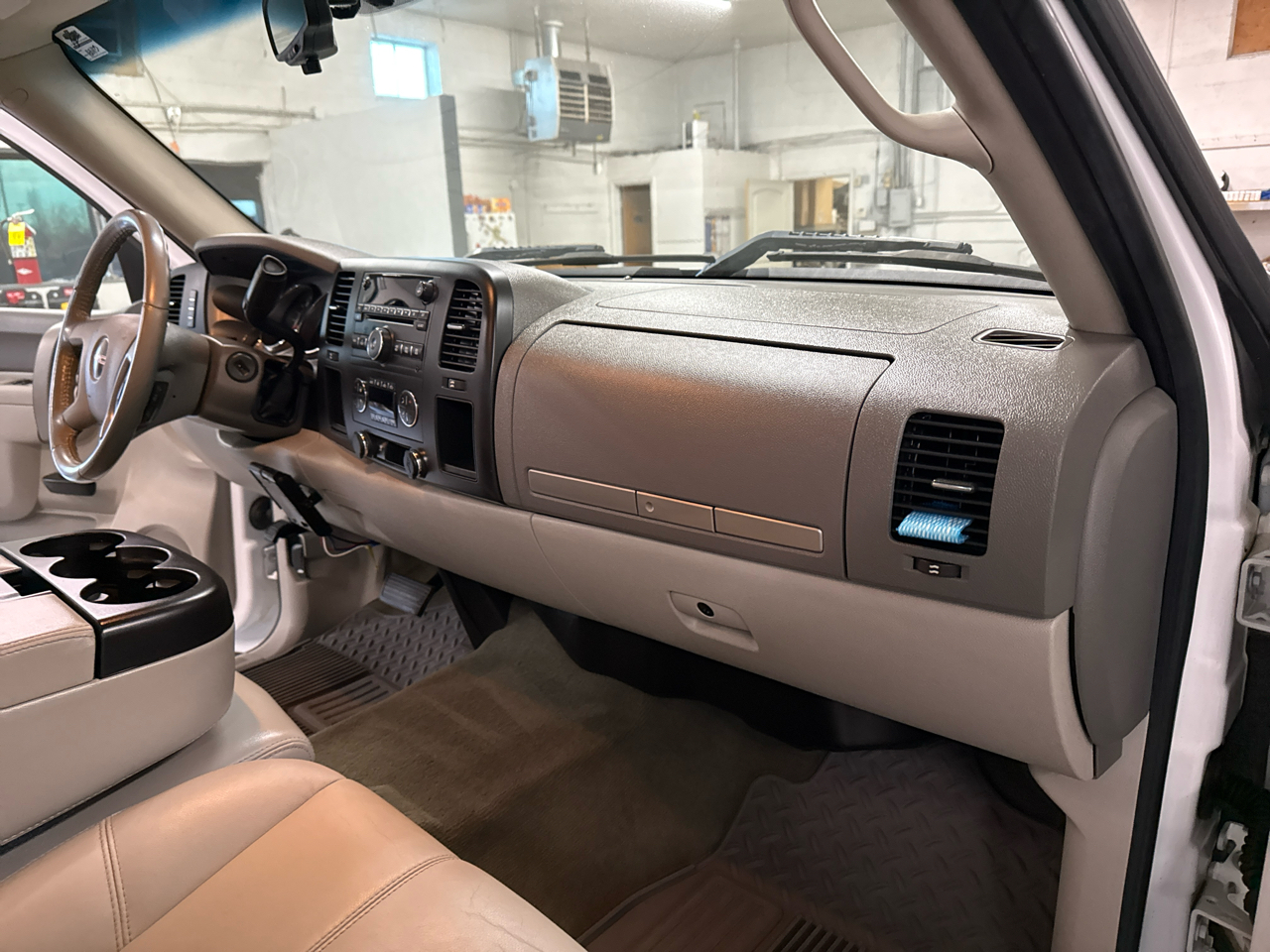 GMC Sierra 1500 SLE Ext. Cab 2WD 2011