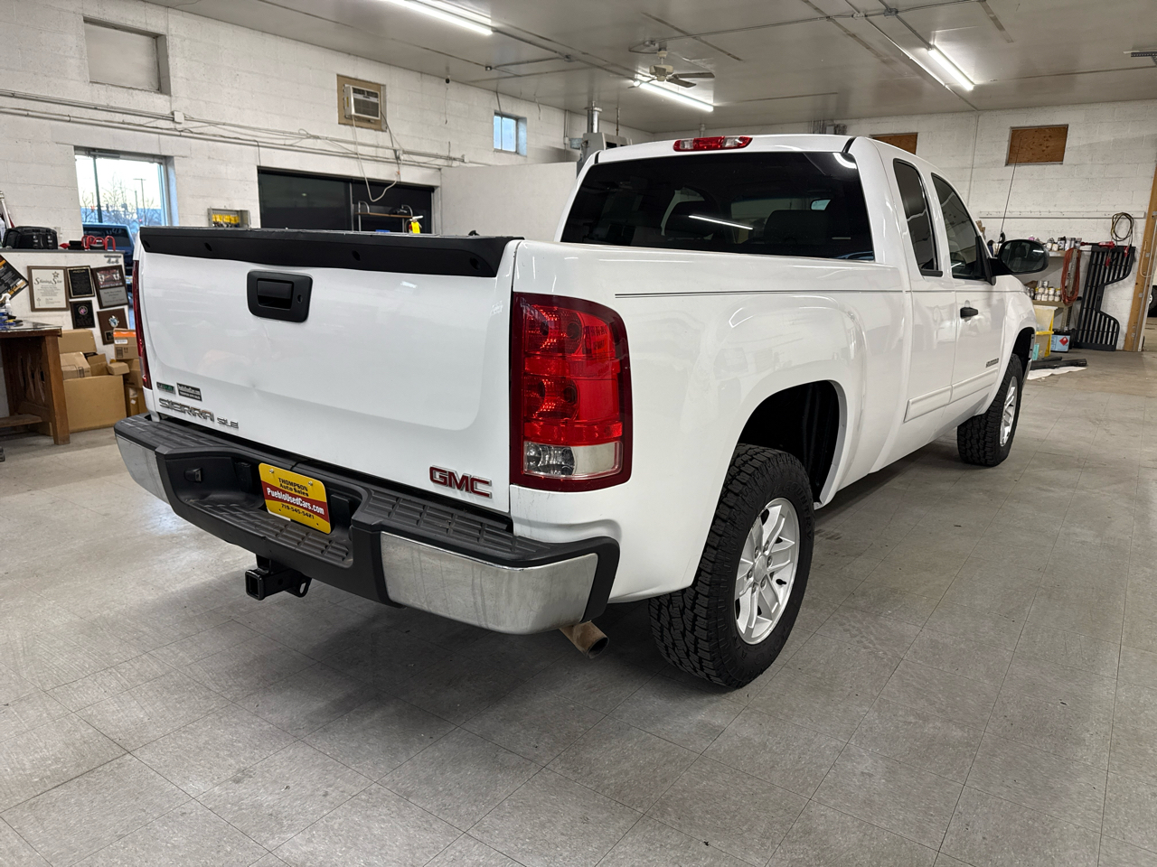 GMC Sierra 1500 SLE Ext. Cab 2WD 2011