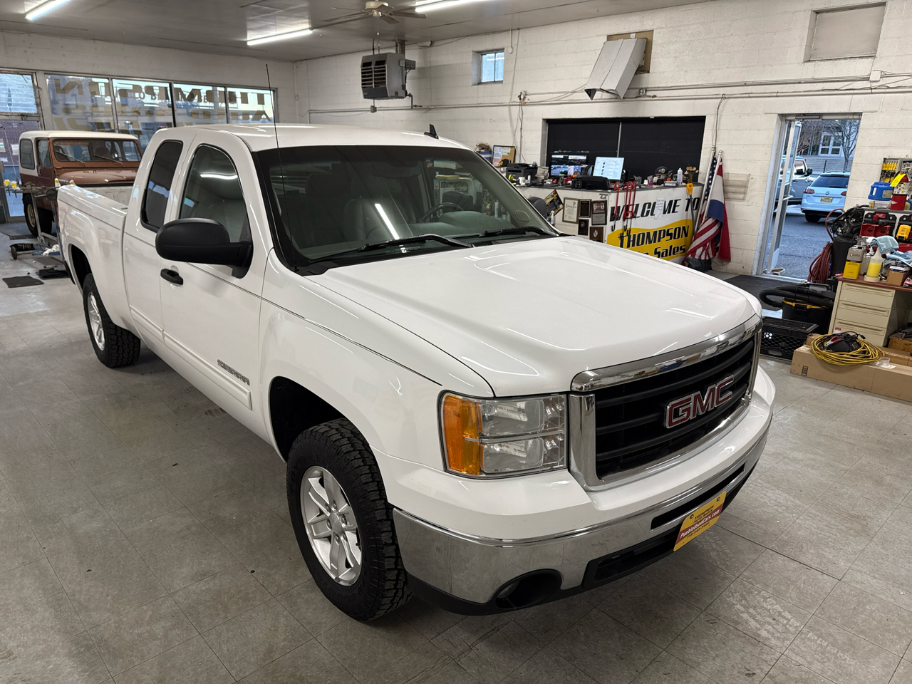 GMC Sierra 1500 SLE Ext. Cab 2WD 2011