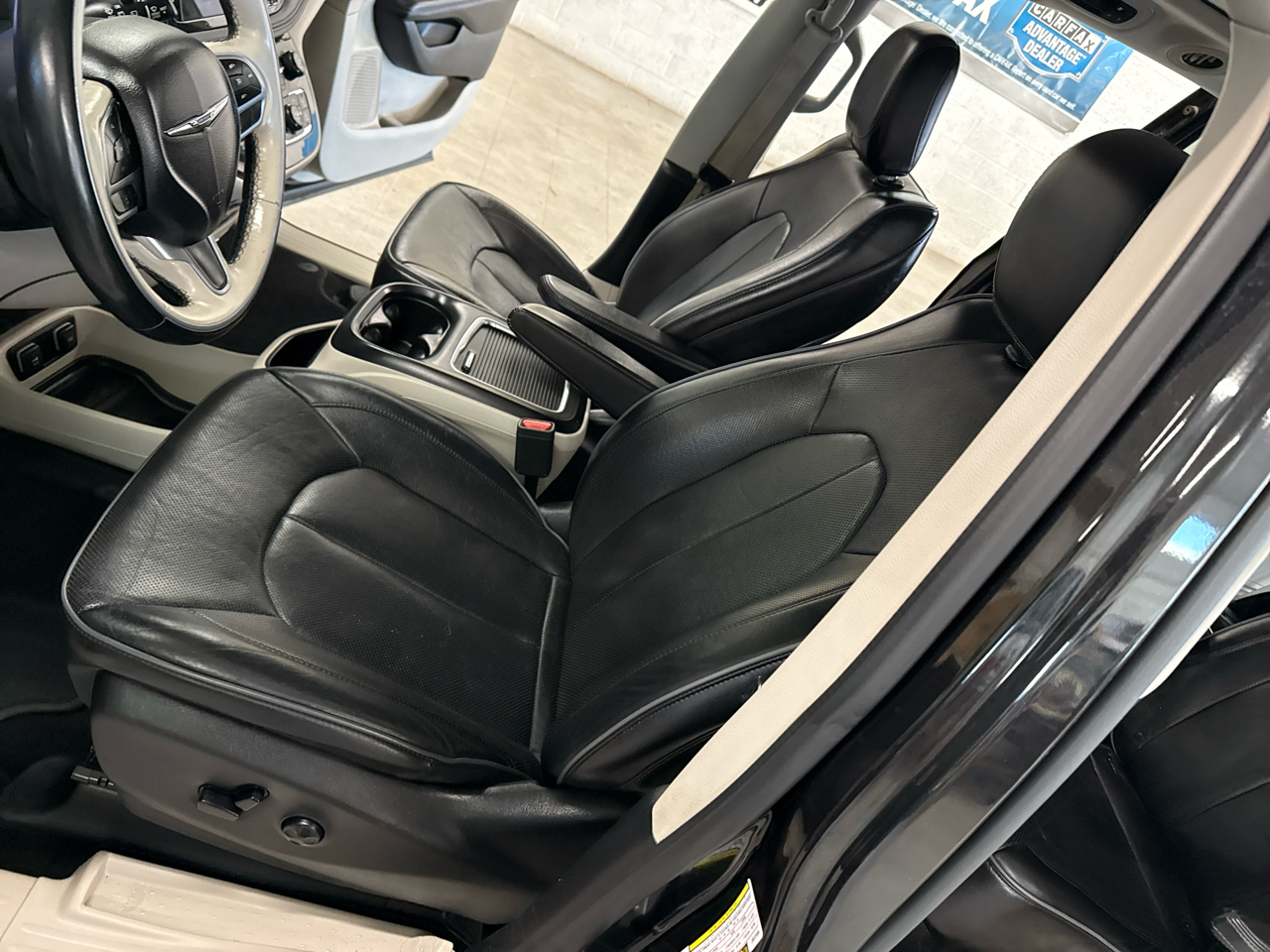 Chrysler Pacifica Limited 2018