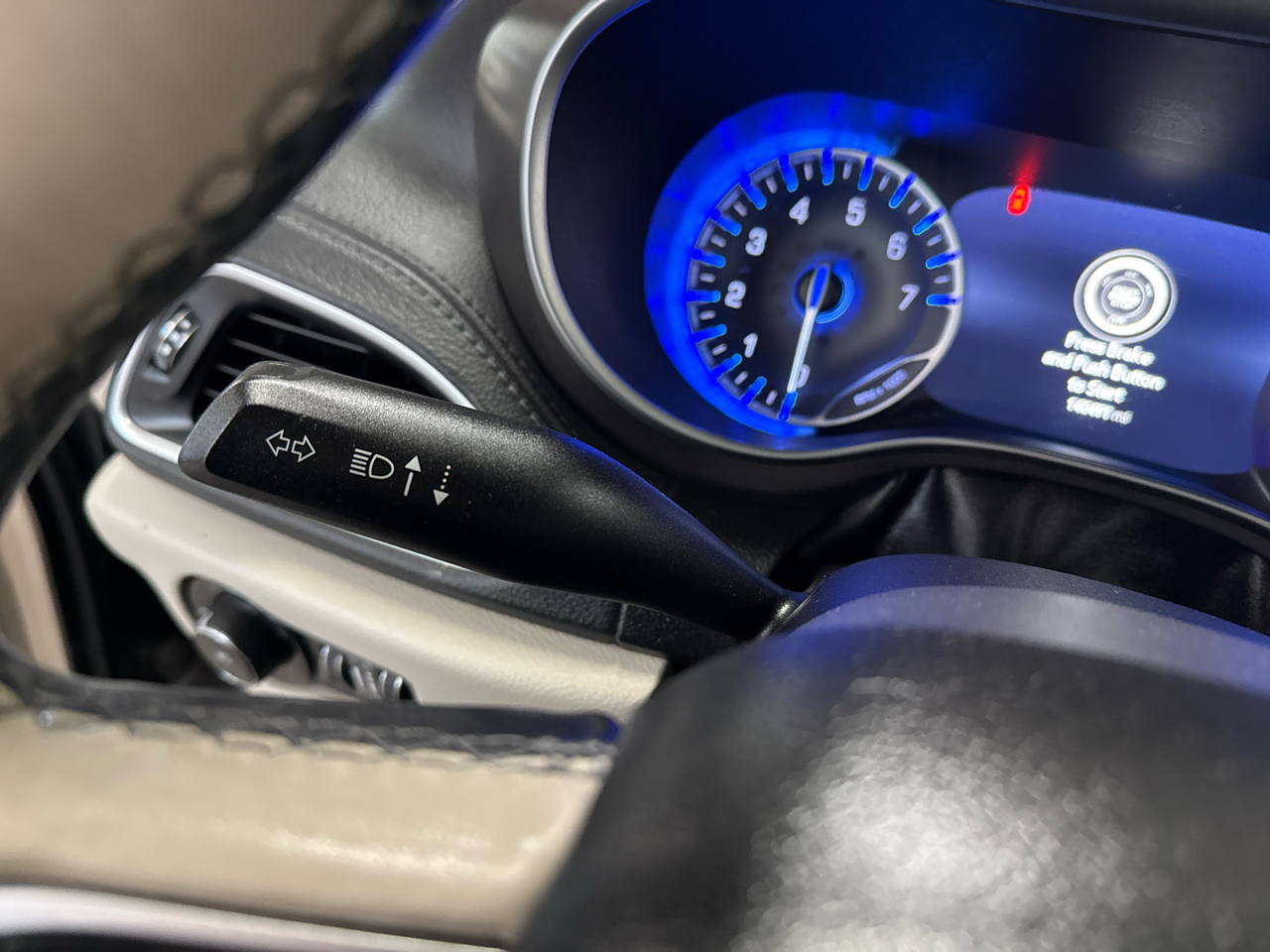 Chrysler Pacifica Limited 2018