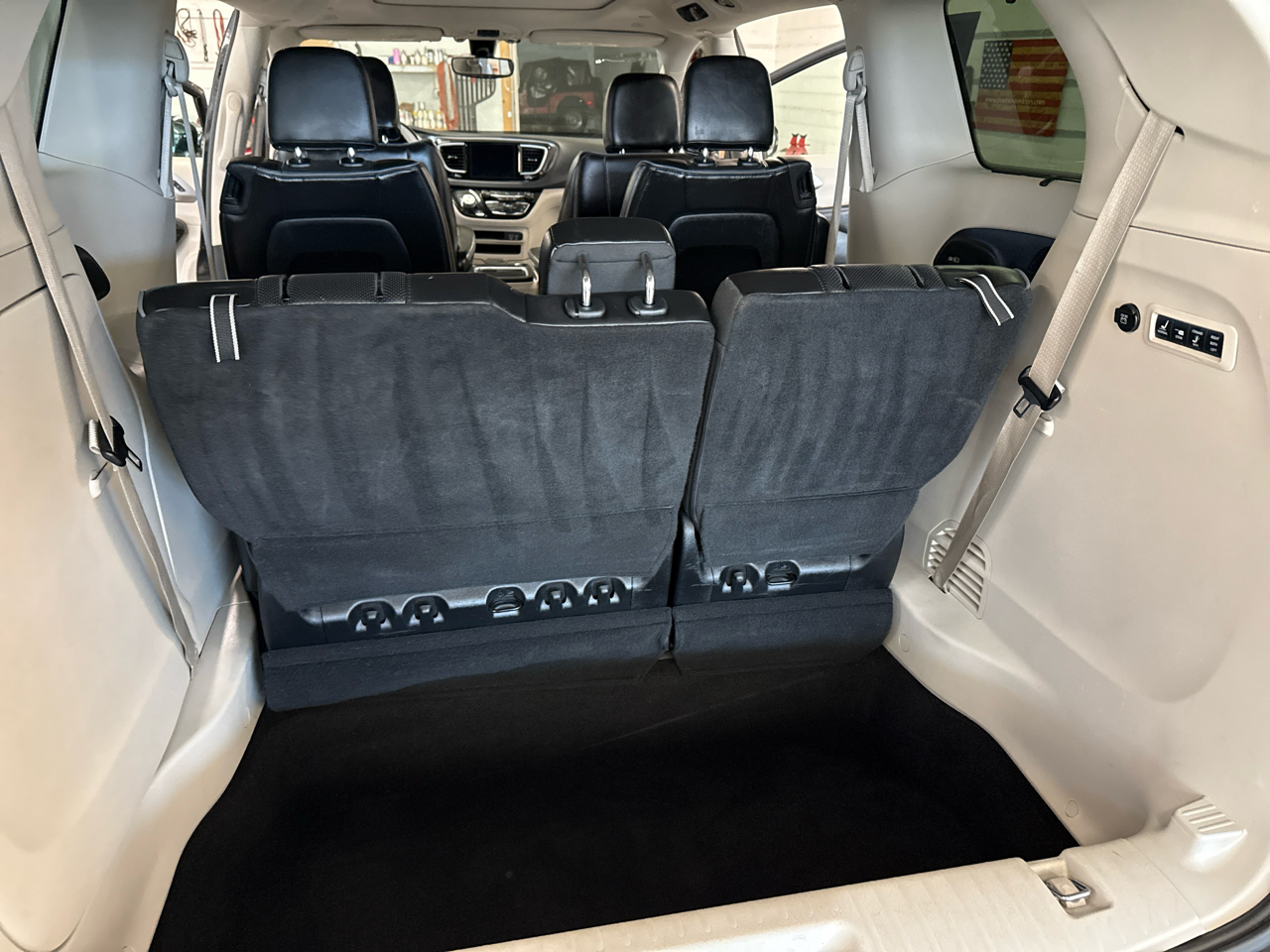 Chrysler Pacifica Limited 2018