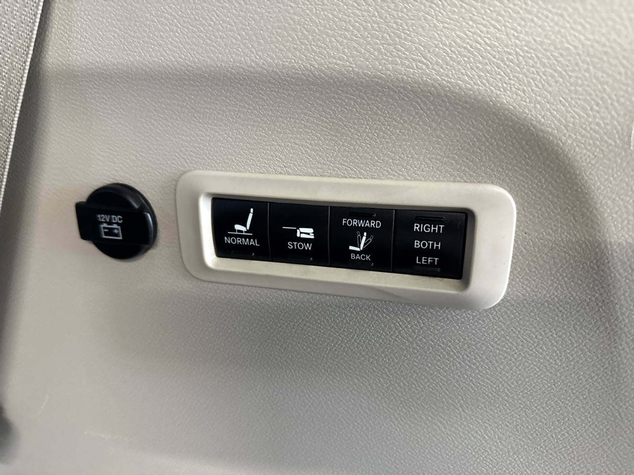 Chrysler Pacifica Limited 2018