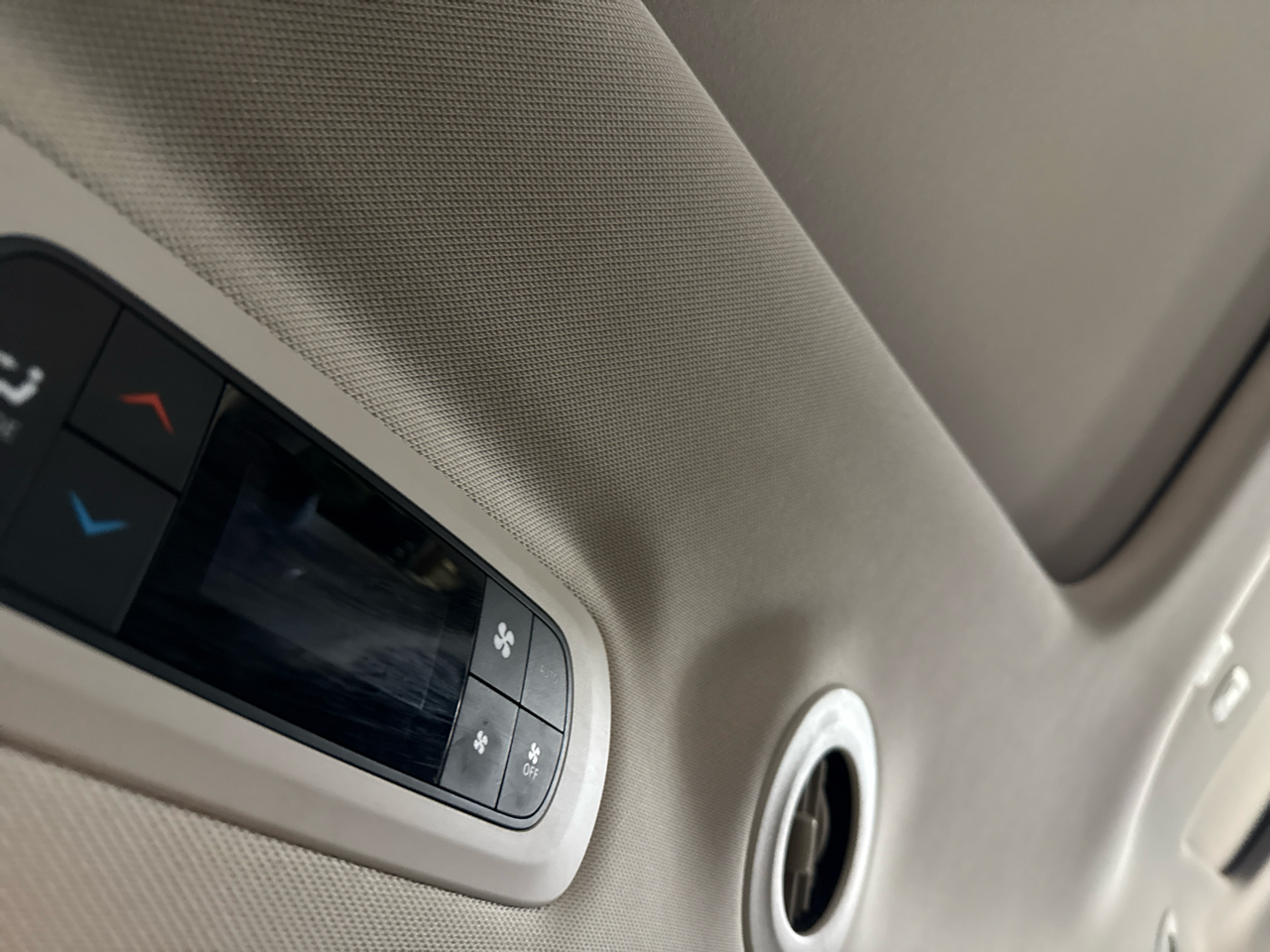 Chrysler Pacifica Limited 2018