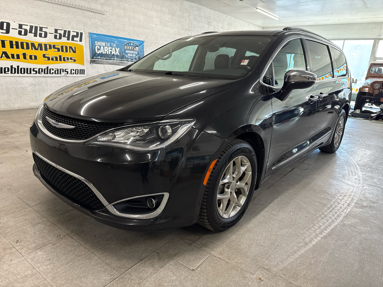 Chrysler Pacifica Limited 2018